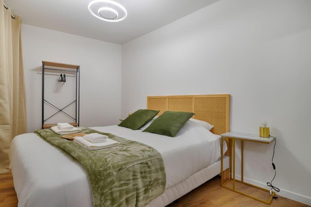 Welcome To Forest House Marly-le-Roi Exteriör bild